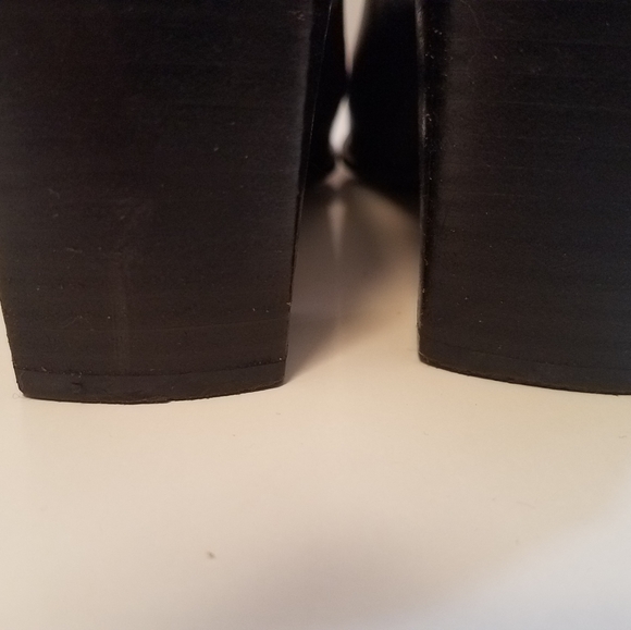 Stuart Weitzman Soft Black Leather Square Toe Boots Size 8.5 - Picture 6 of 10